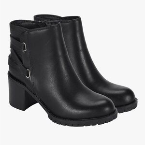 🌹BARETRAPS BLACK HENSLEY ANKLE BOOTS
